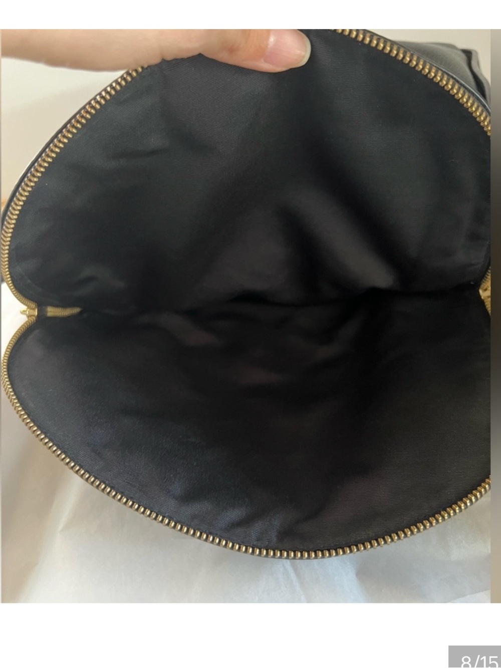 Marc Jacobs Black Leather Groove Shoulder Bag with Gold Hardware - Picture 6 of 9